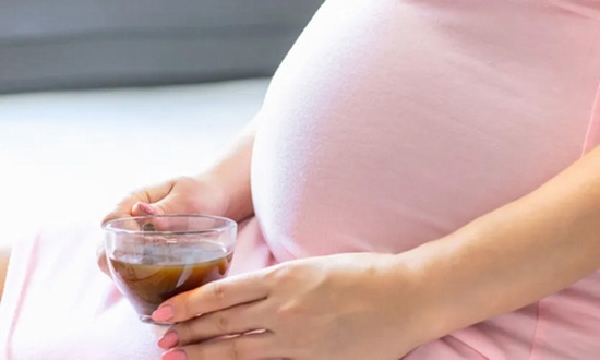 Relationship between caffeine intake and small for gestational age and preterm birth: a dose-response meta-analysis {faces}